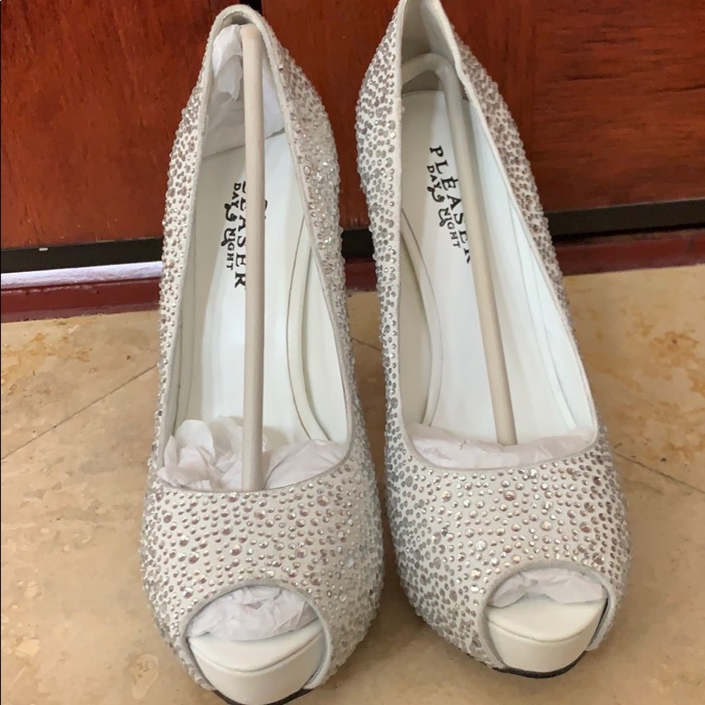 Pleaser Heel